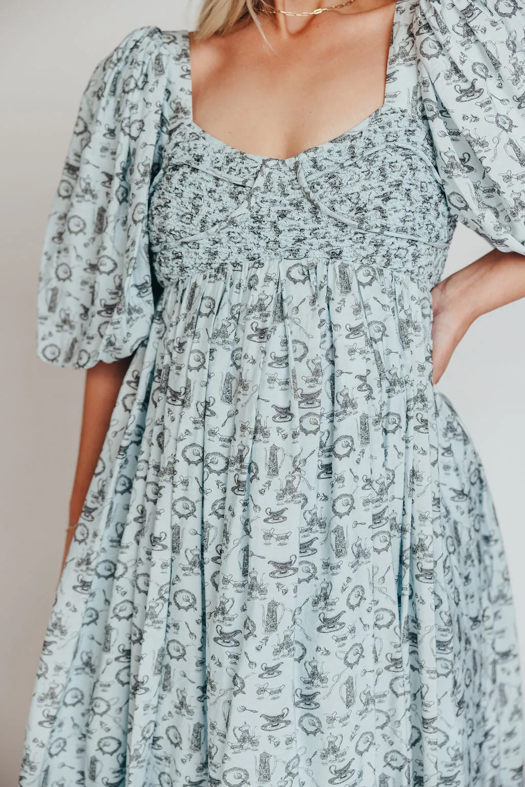 Harlow Maxi Dress in Blue Vintage Tea - Bump Friendly & Inclusive Sizing (S-XL)