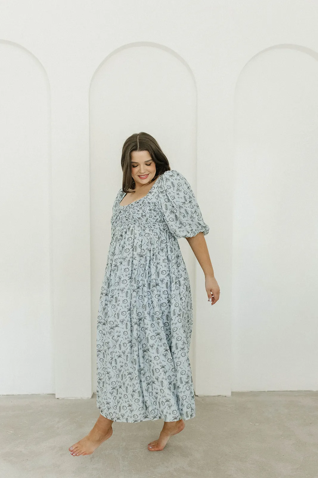 Harlow Maxi Dress in Blue Vintage Tea - Bump Friendly & Inclusive Sizing (S-XL)