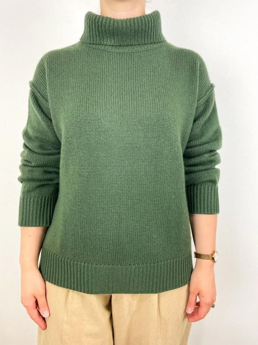 Turtleneck Sweater in Hunter